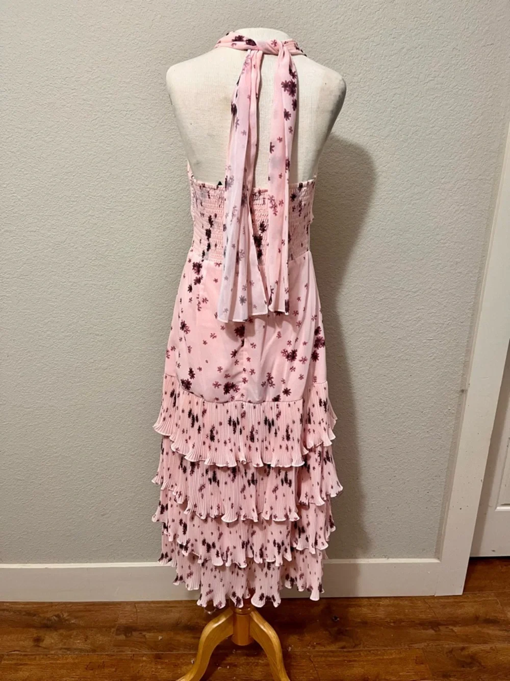 LuLu’s Pink Floral Halter Tiered Midi Dress - Picture 6 of 7